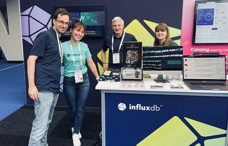 InfluxDB-team-at-reInvent